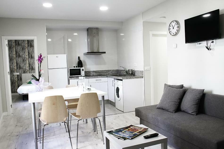 Apartamentos Logrono Centro Exterior photo